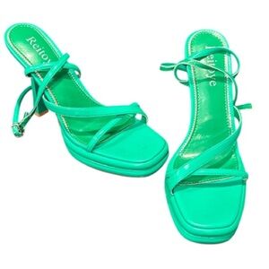 Reitoye Green Platform High Chunky Open toe Ankle Strap Heels Women’s Sz 8. NWOB